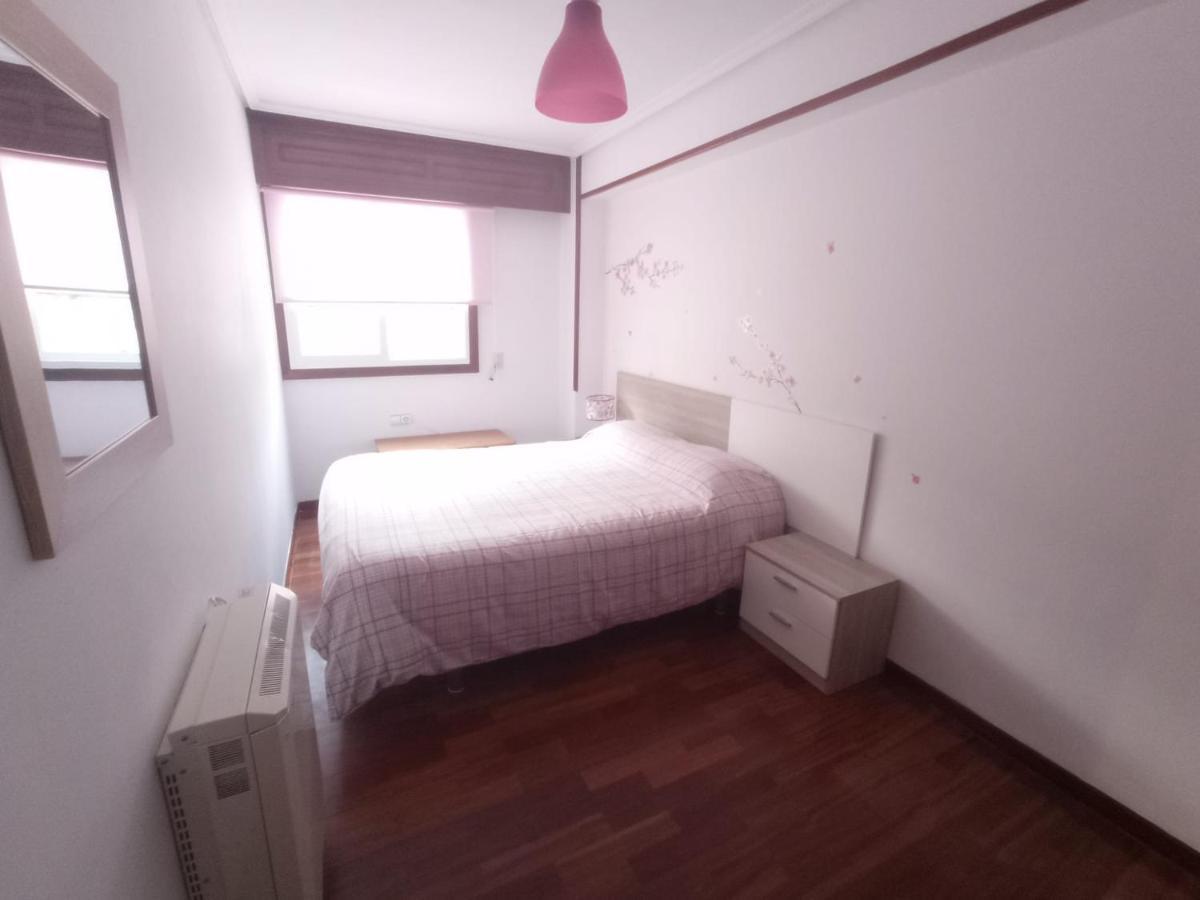 Acogedor Apartamento En Pontedeume Exterior photo
